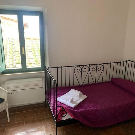 Leone Leilighet San Gimignano Eksteriør bilde